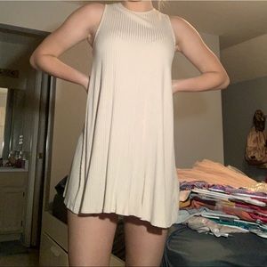 short flowy nude dress from forever 21!!